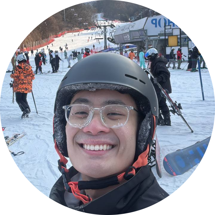 Koh Tze Rui smiling after falling several times while skiing.